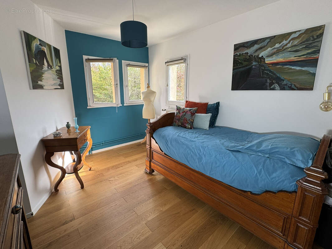 Maison à EQUEMAUVILLE