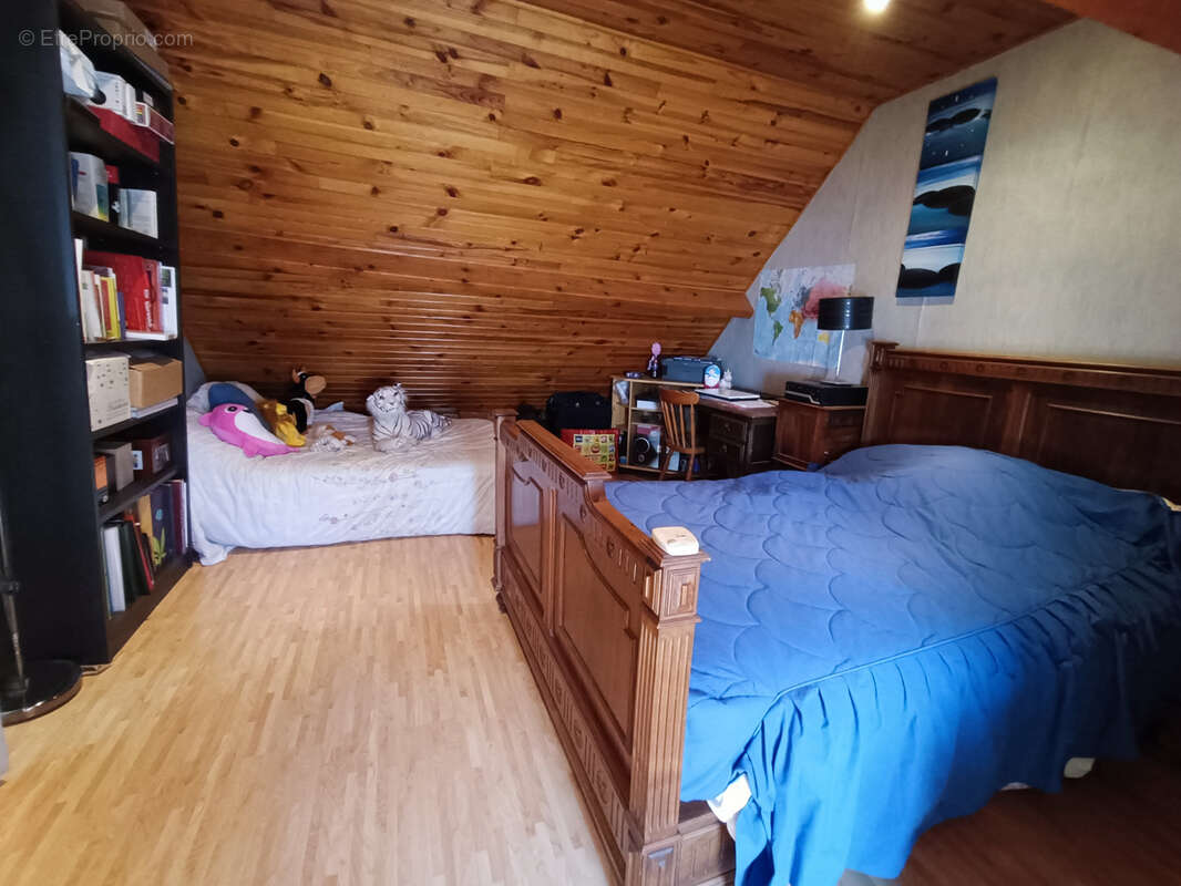 Maison à PRECY