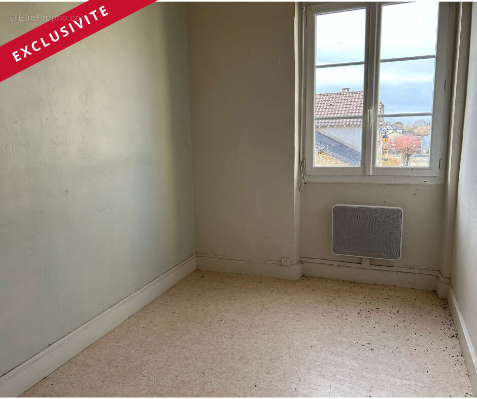 Maison à CHAMPNIERS