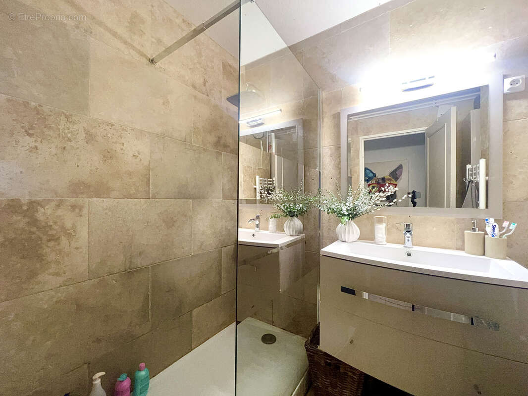 Appartement à MARSEILLE-13E