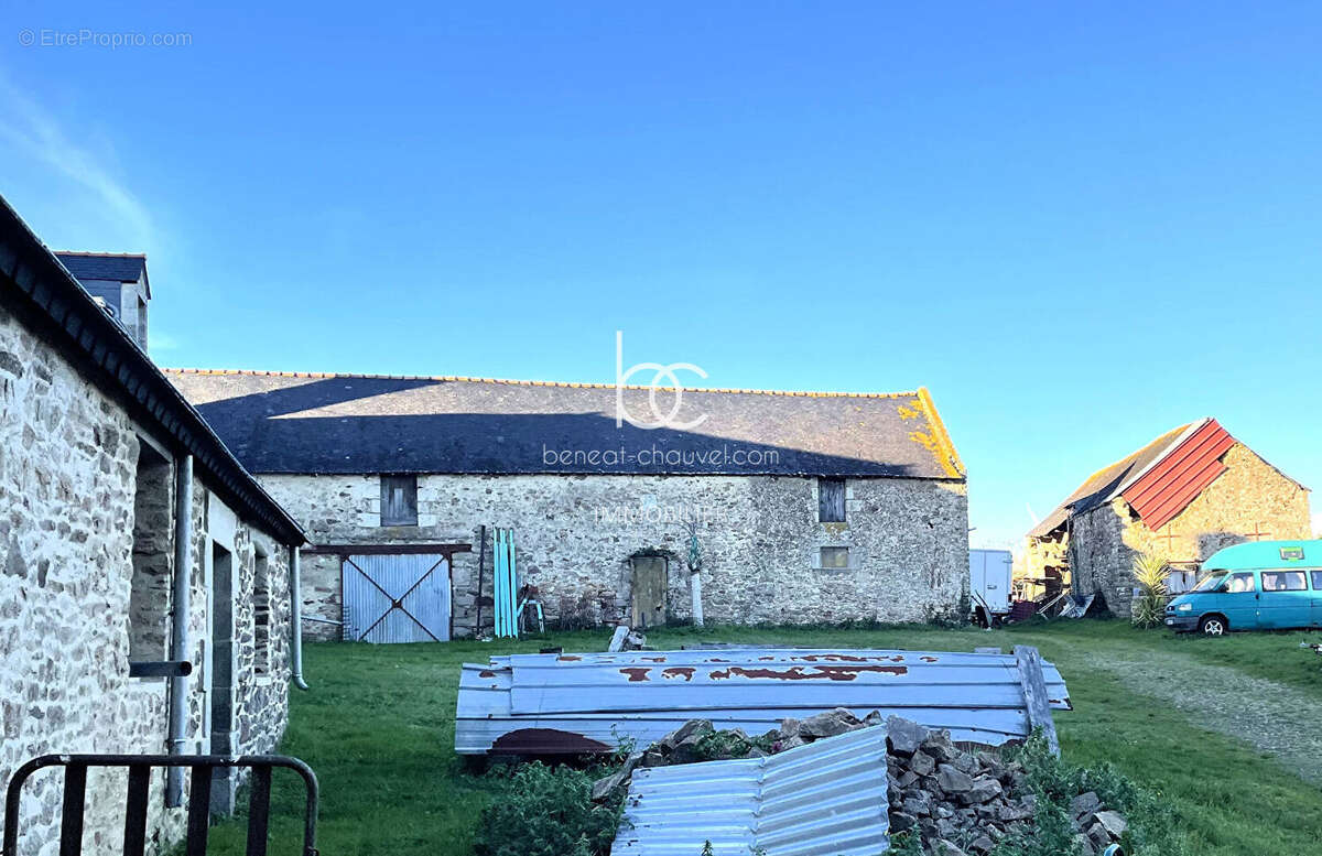Maison à AMBON