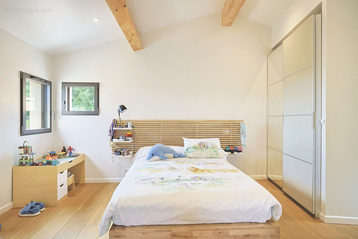 Maison à SOLLIES-VILLE