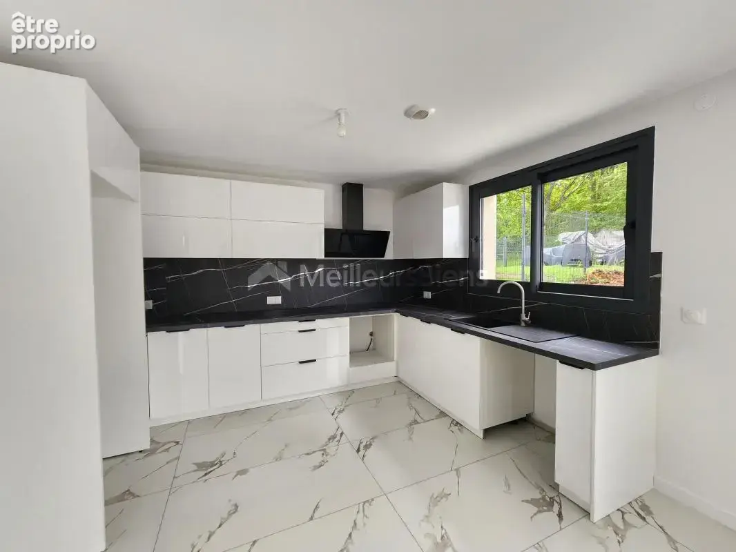 Maison contemporaine neuve 148 m² au sol (env. 130 m² habitables)  DPE A  Jamais habitée  3 chambres  Terrasse 55 m²  Garage - photo 4