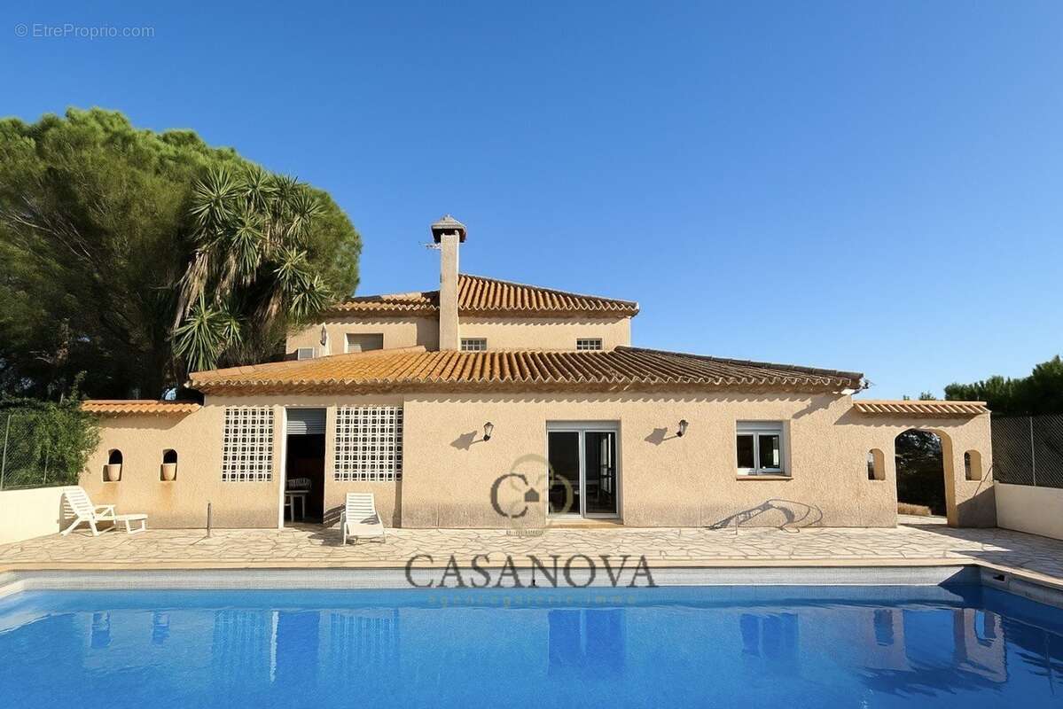 Maison à VILLENEUVE-LES-BEZIERS