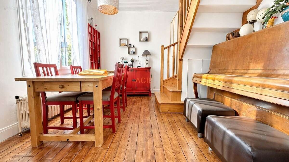 Maison à PUISEUX-EN-FRANCE
