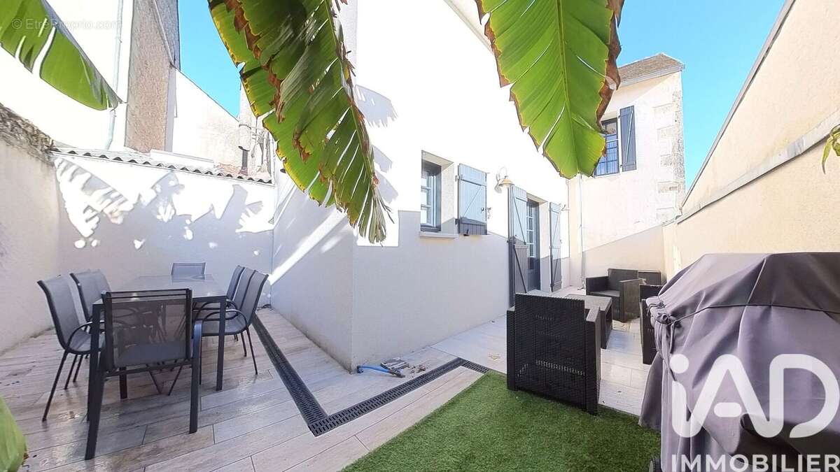 Photo 2 - Maison à AZAY-LE-RIDEAU