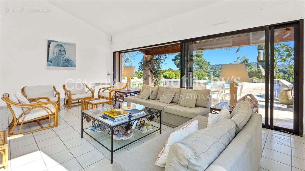 Maison à RAMATUELLE