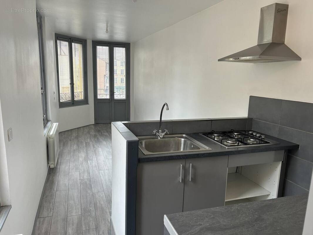 Photo 1 - Appartement à CHARLIEU