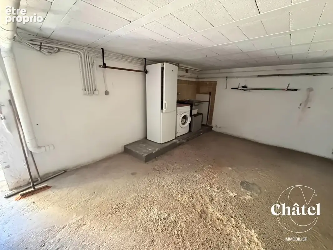 Maison individuelle 3 ch- sous sol- , jardin arboré, terrasse -commerces, écoles , collège, gare - photo 12