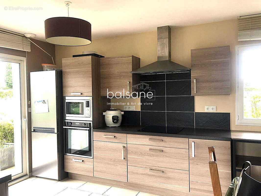 Maison 105 m² à Bourg-Achard  - photo 3