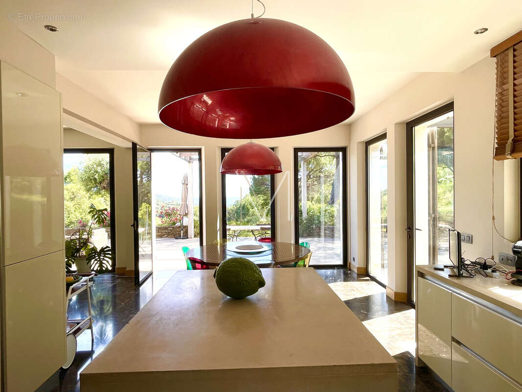 Maison à LA CROIX-VALMER