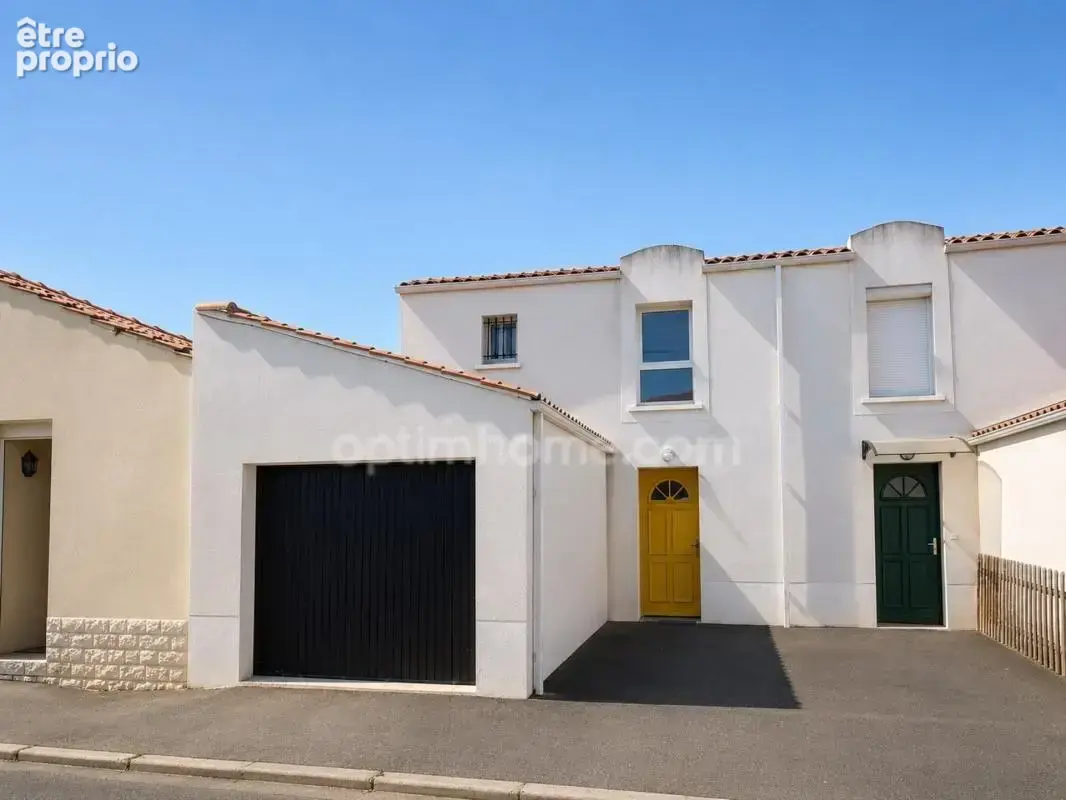 Maison 3 chambres avec jardin et véranda LA ROCHELLE (17) - photo 2