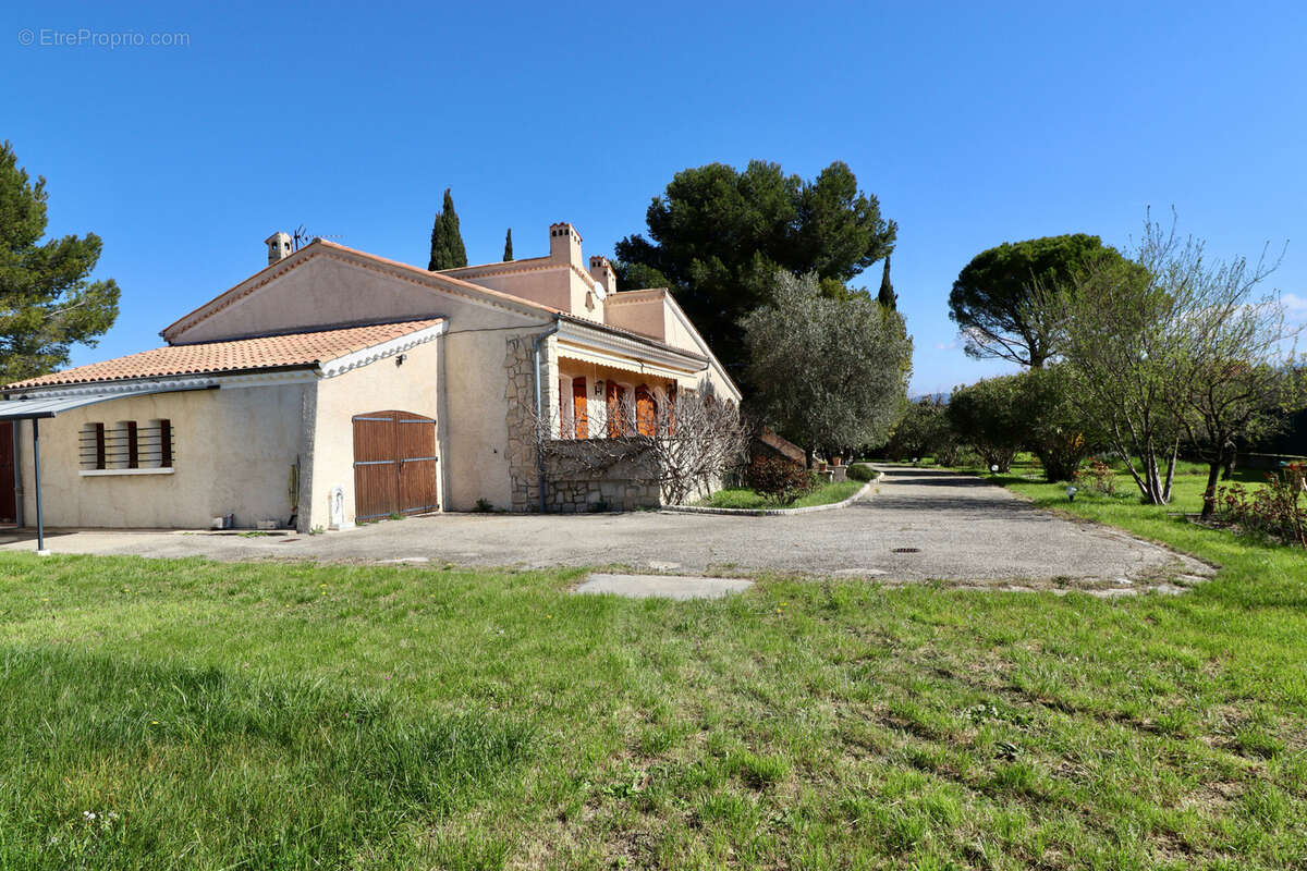 Maison à SAINT-MAURICE-SUR-EYGUES