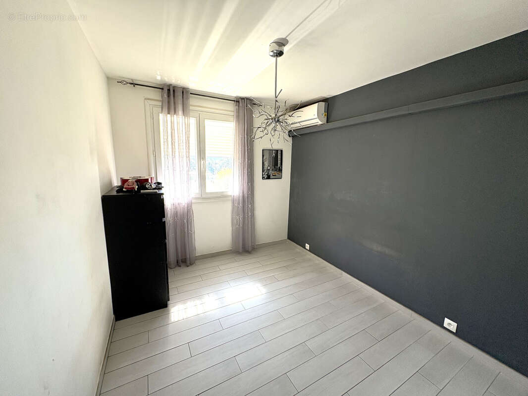 Appartement à MARSEILLE-12E