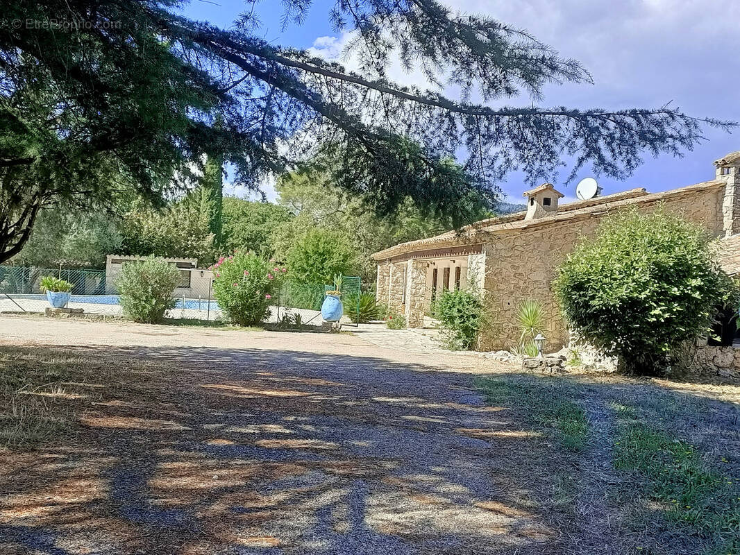 Maison à PEYMEINADE