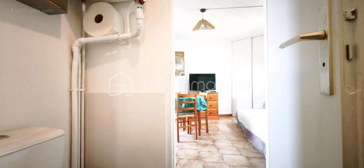 Appartement t1 - 1 chambre - 1 place de parking - 1 balcon - photo 4