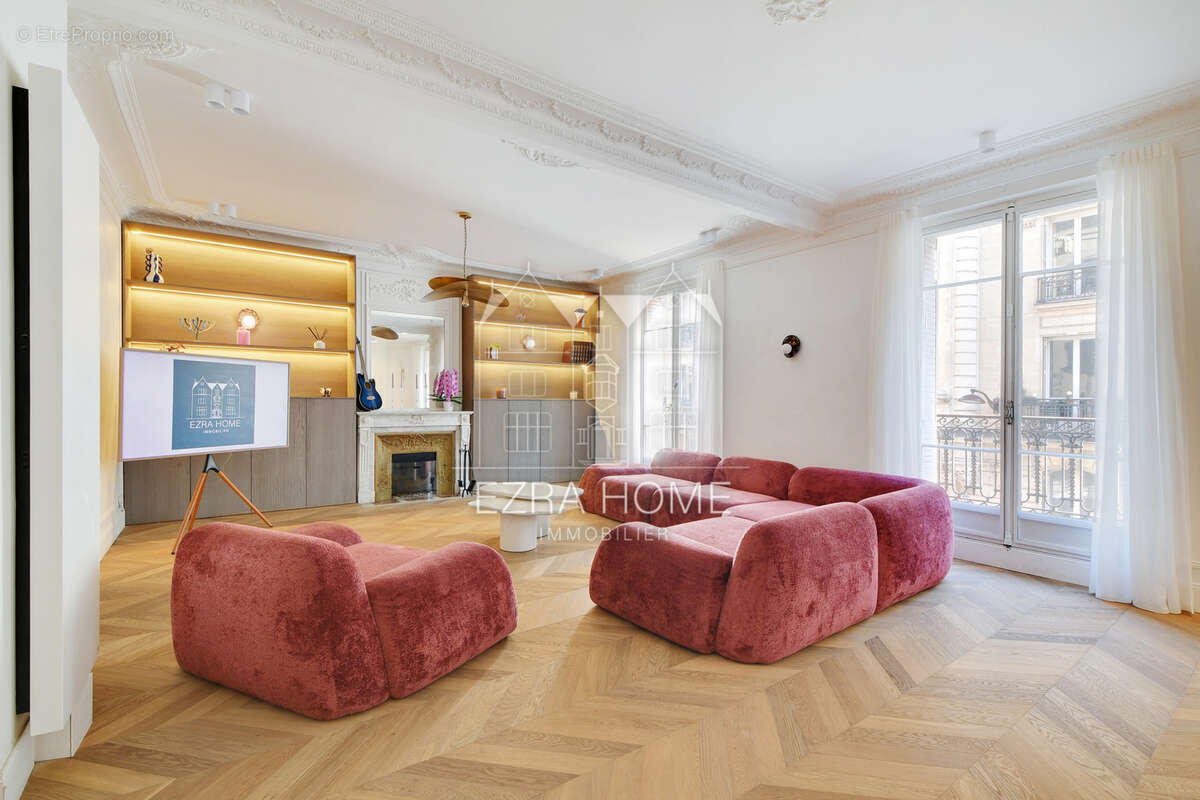 Appartement à NEUILLY-SUR-SEINE