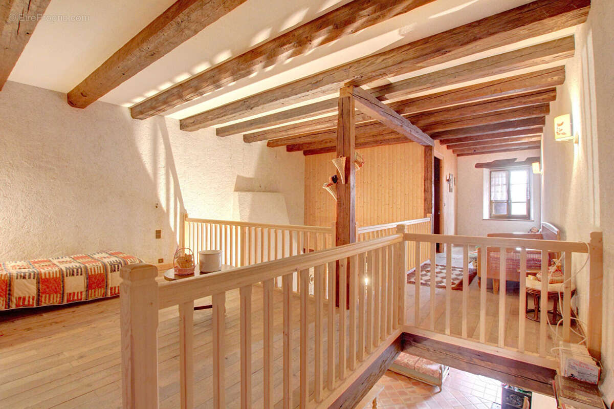 Maison à DOUCY-EN-BAUGES