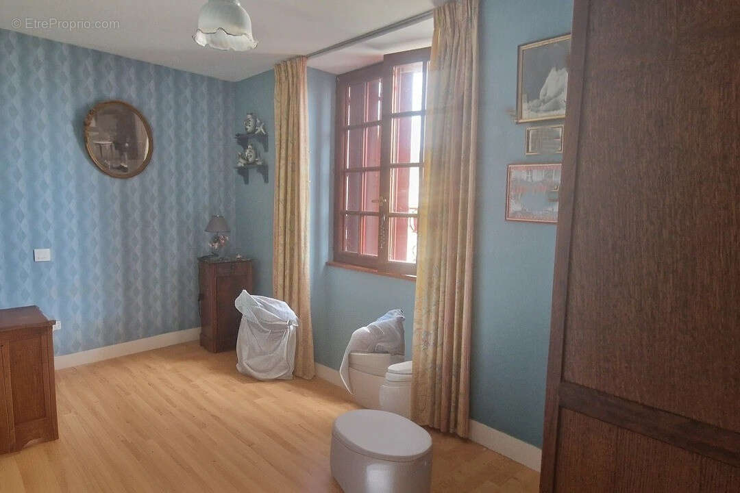 Maison à GRANDCAMP-MAISY