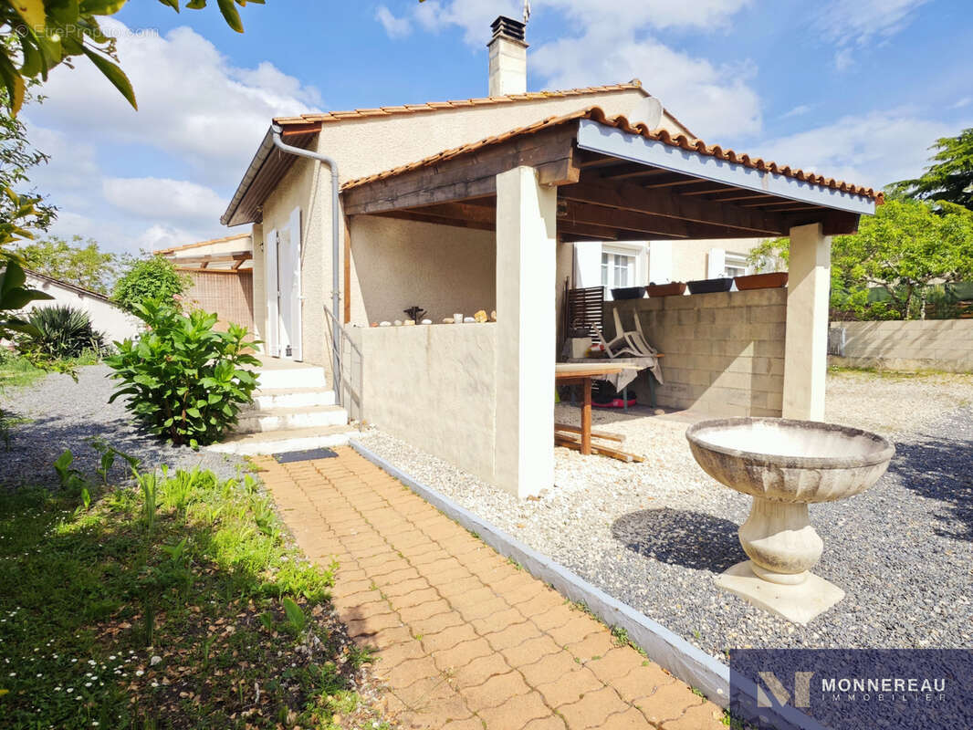 Maison à GURAT