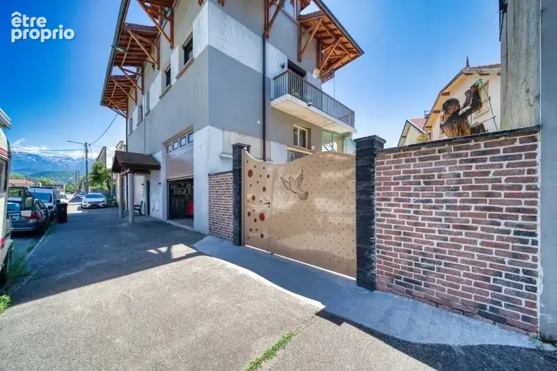 Maison de 8 pièces principales - photo 8