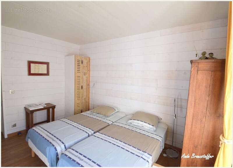 Maison à vendre 5 pièces SAINT CLEMENT DES BALEINES (17), 3 chambres, belle réception - photo 8