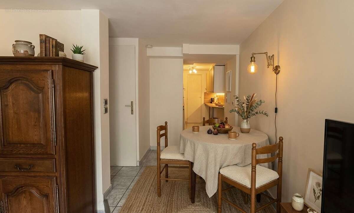 Appartement à POISY