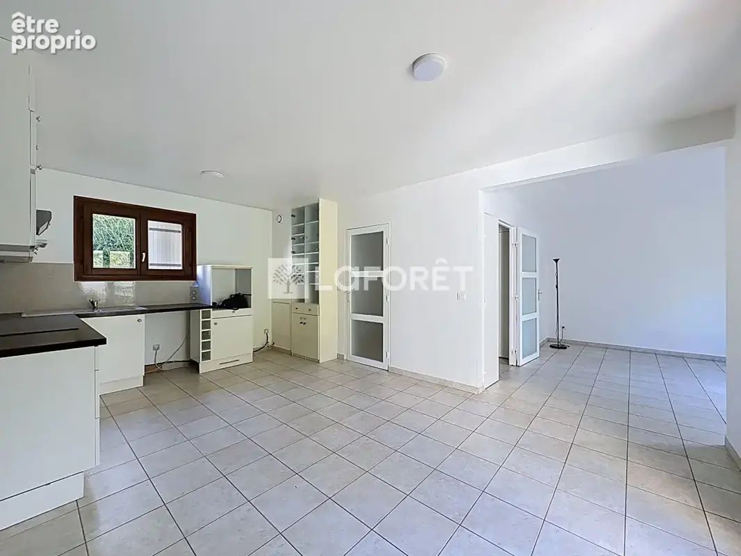 CHATOU  Belle maison familiale proche RER, écoles et commerces - photo 3