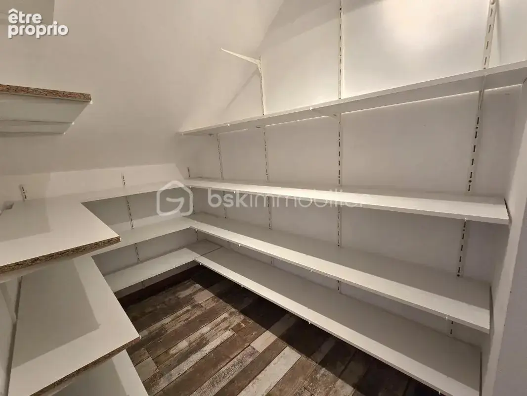 Maison de caractère 150 m² + dépendances – Parcelle 2 072 m² – Brugheas (03) - photo 12