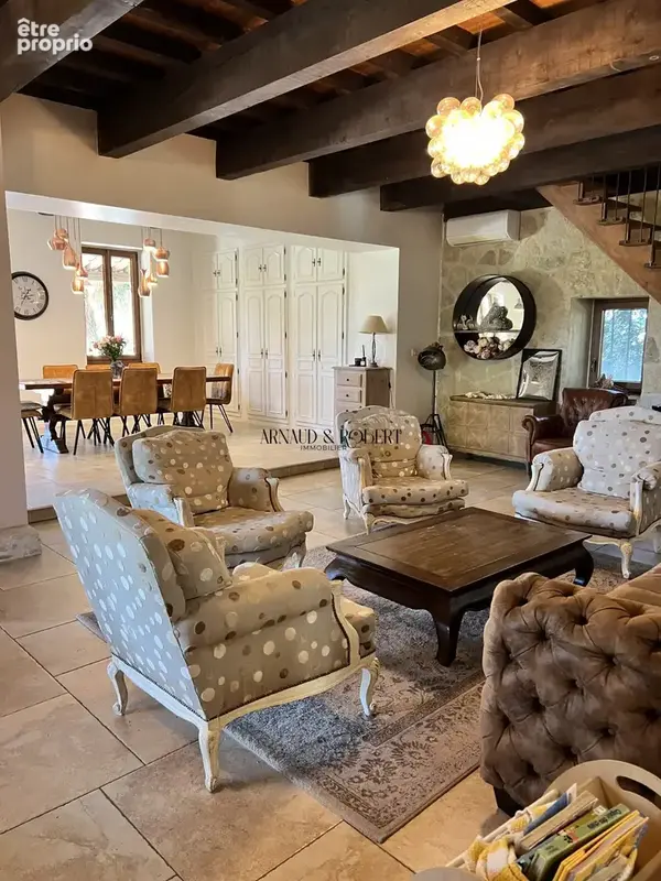 Maison 10 pièces 380 m² à vendre à Sauzet (26740) - photo 3