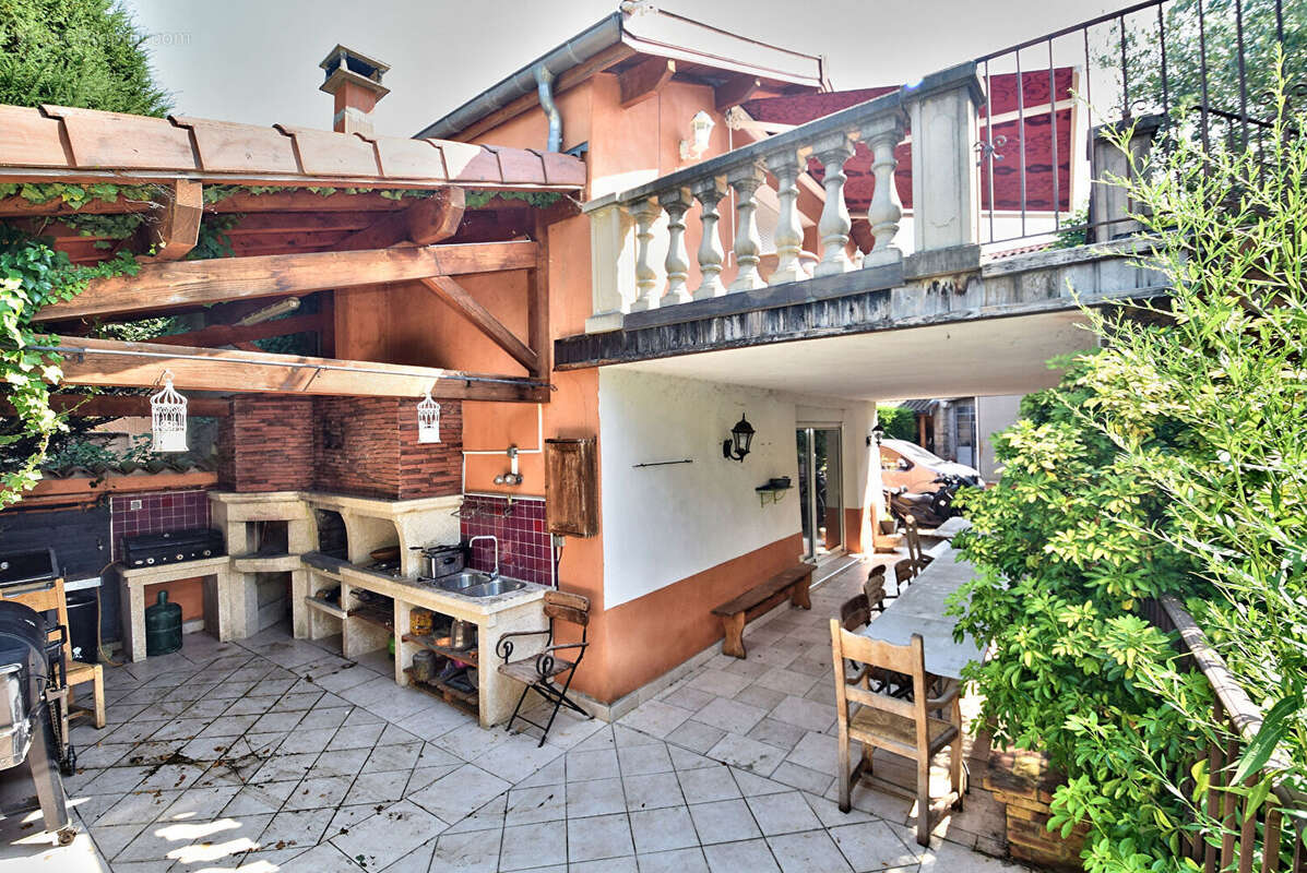 Maison 230m² à les chères - photo 8