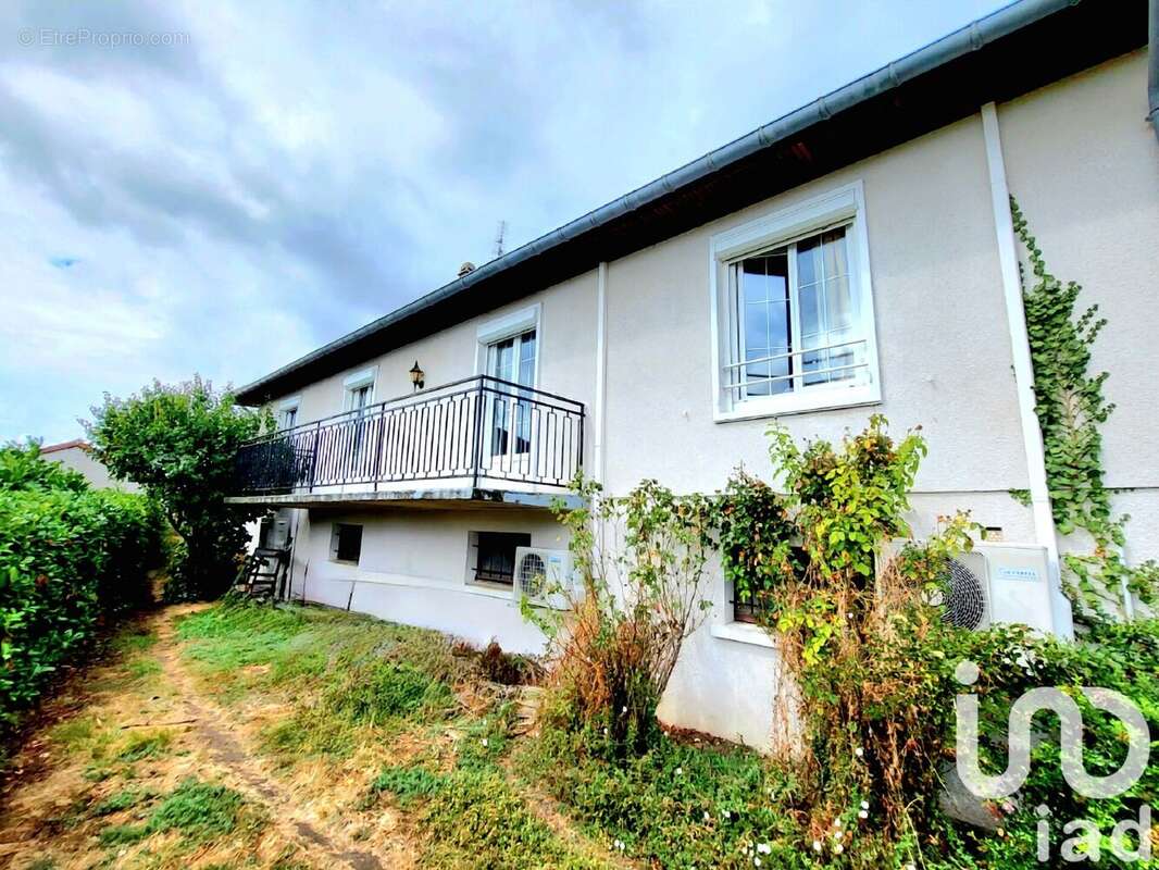Photo 3 - Maison à THURE