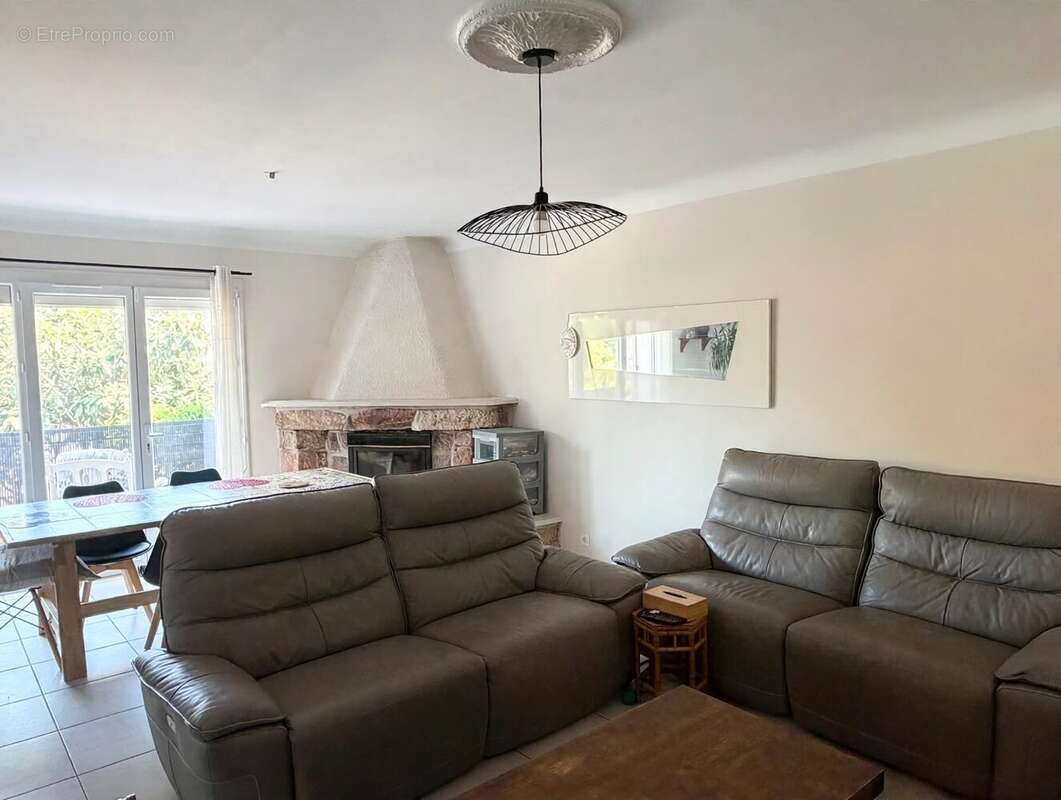 Maison 179 m² à Saint-Andre  - photo 3