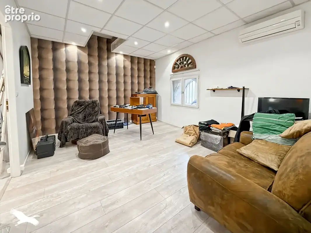 Achat Murs Commerciaux 255 m² Marseille 11 (Saint-Menet) - photo 7