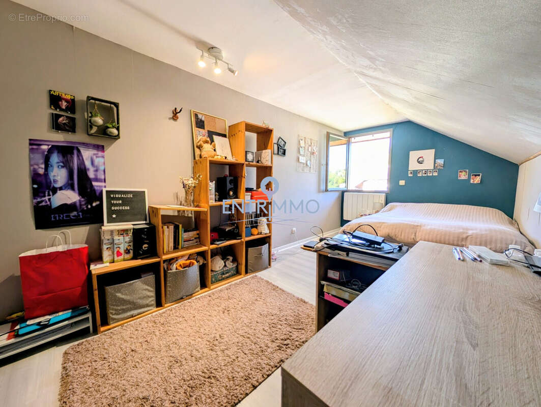 Maison 180 m² à Albens  - photo 8