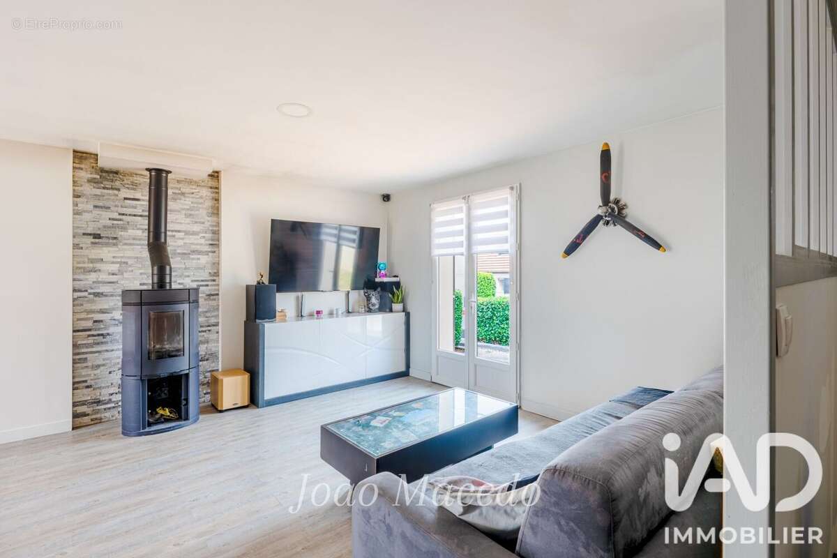 Maison 123 m² à Marines  - photo 6