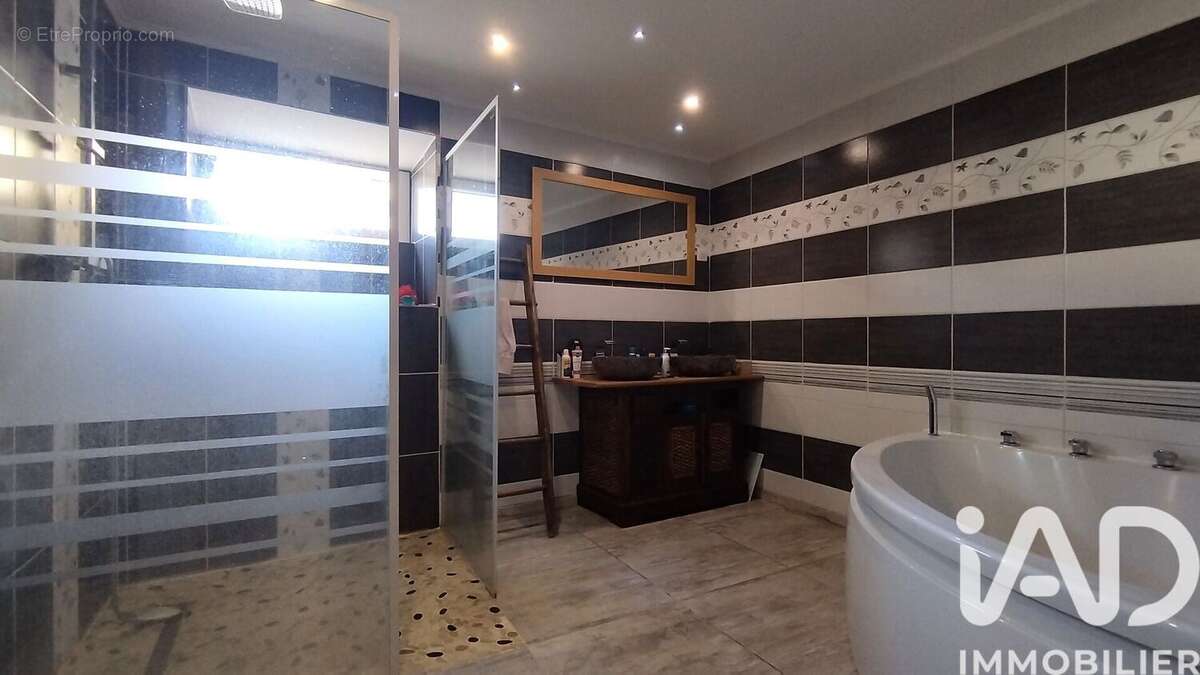 Photo 7 - Maison à L'HERMENAULT