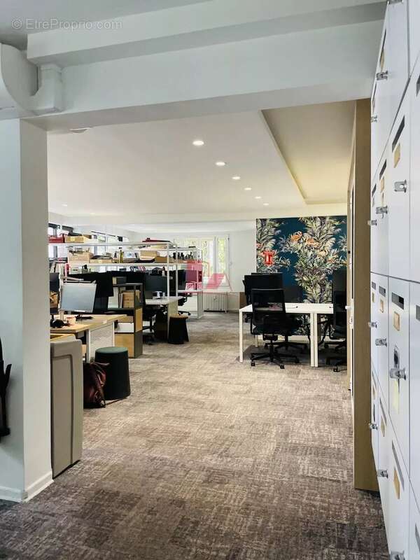 Commerce à ISSY-LES-MOULINEAUX