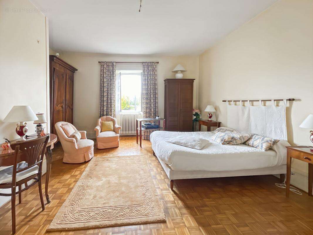 Maison à PORT-LESNEY