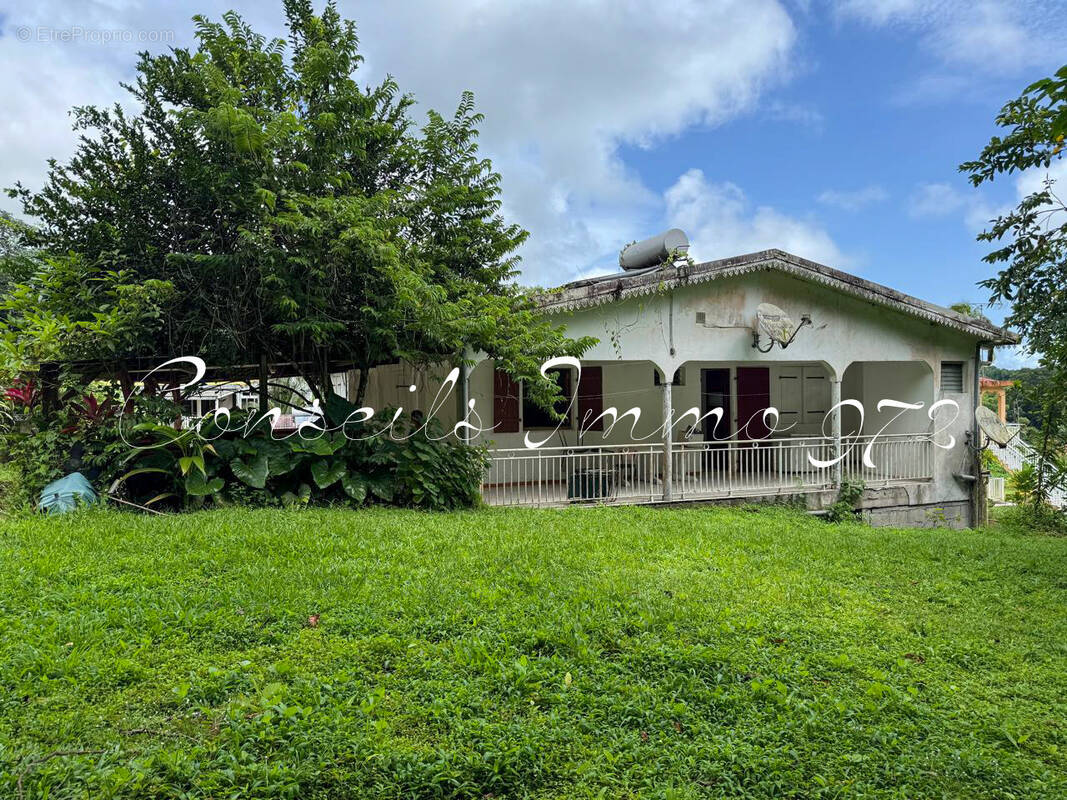Maison à L'AJOUPA-BOUILLON