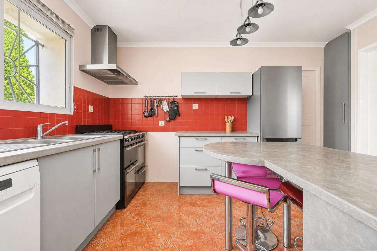 Maison familiale 6 pièces avec dépendance à Saint-Gilles - photo 21