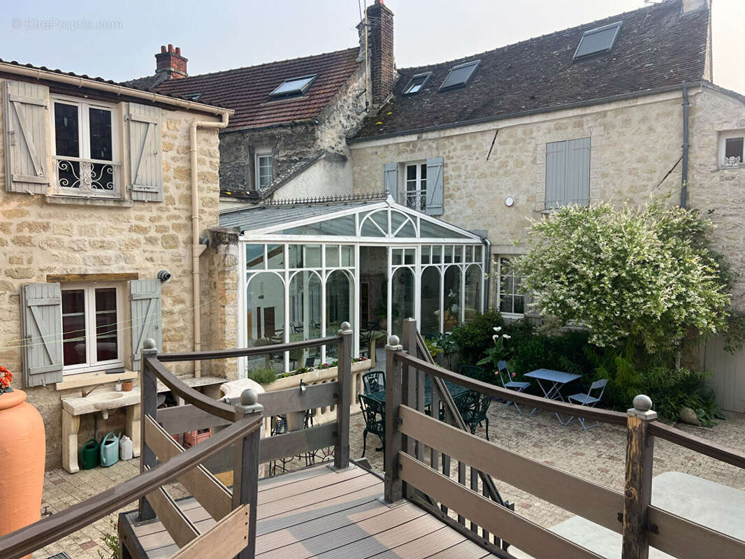 Maison à ORRY-LA-VILLE