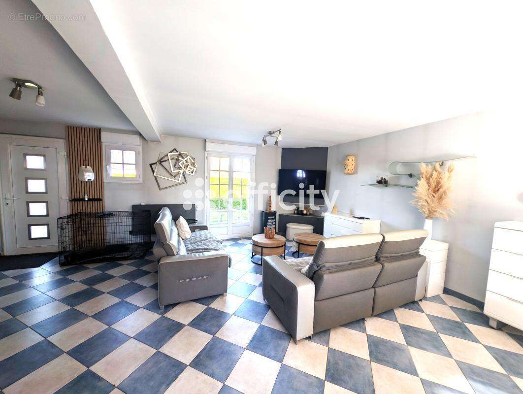 Maison à CRIQUETOT-SUR-OUVILLE