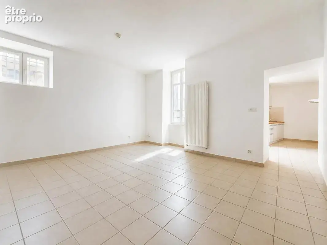 Appartement 3 pièces de 75 m² à Valence - photo 2