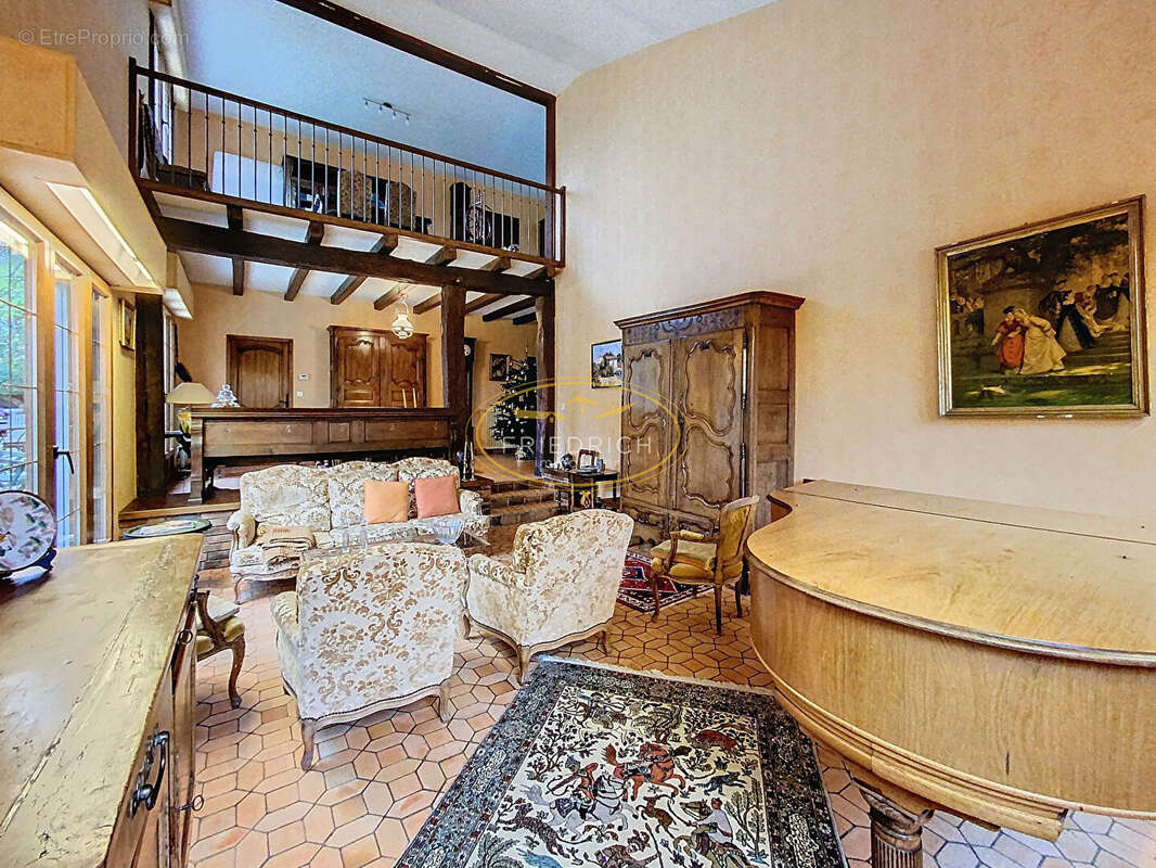 Maison à COMMERCY