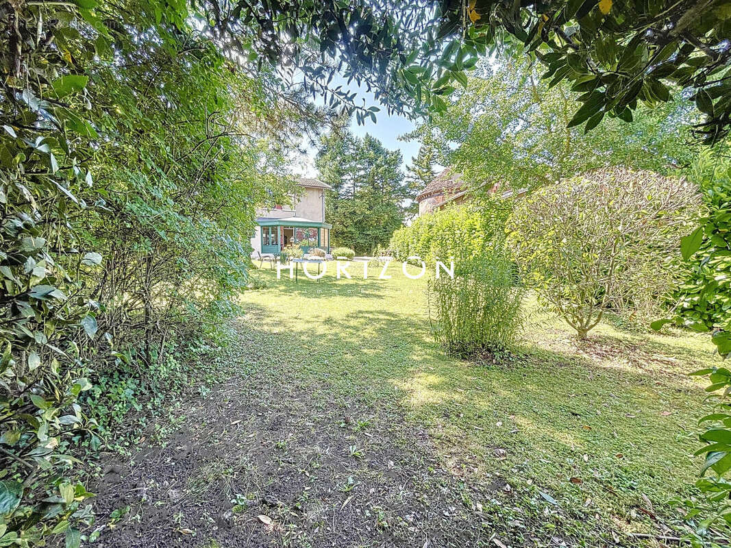 Maison à CHARNAY-LES-MACON