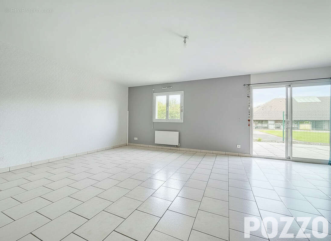 A vendre. st clair sur elle. plain-pied. 3 chb. centre bourg. - photo 10