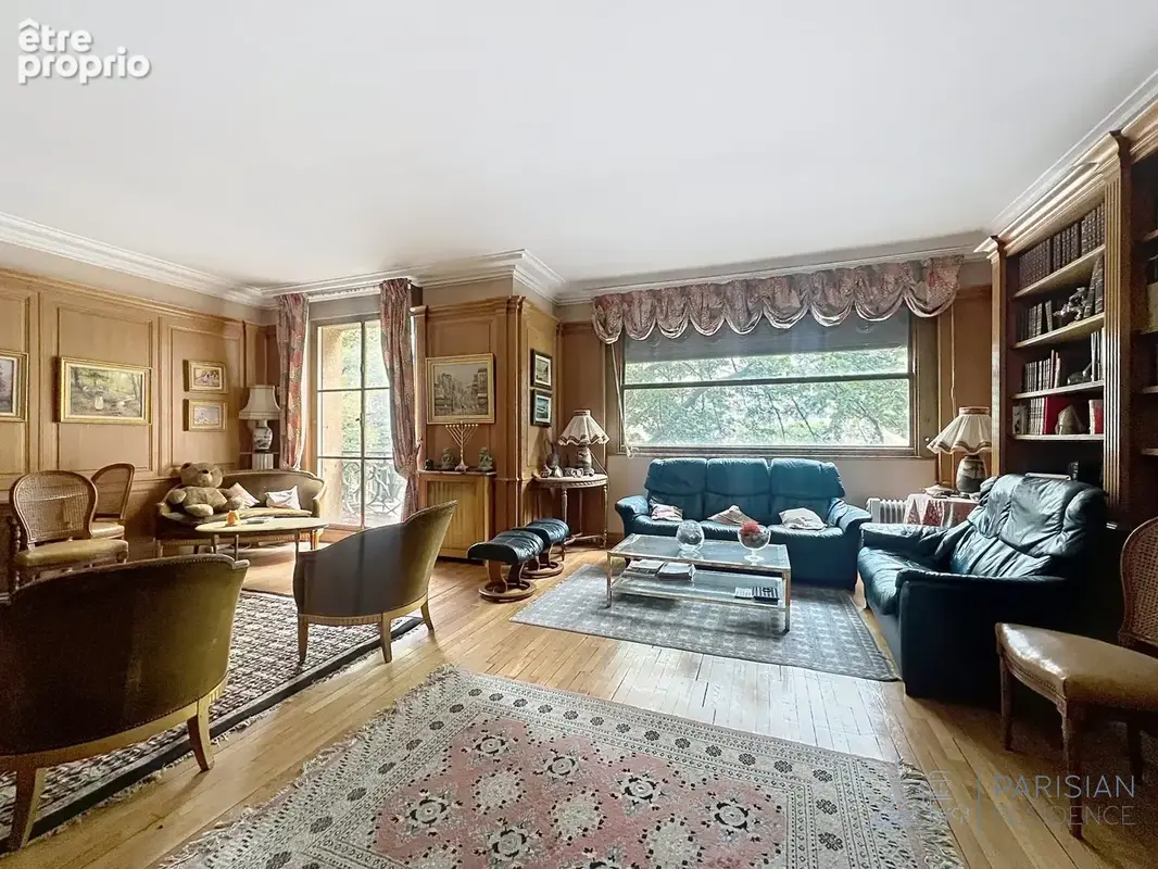 Appartement à PARIS-15E