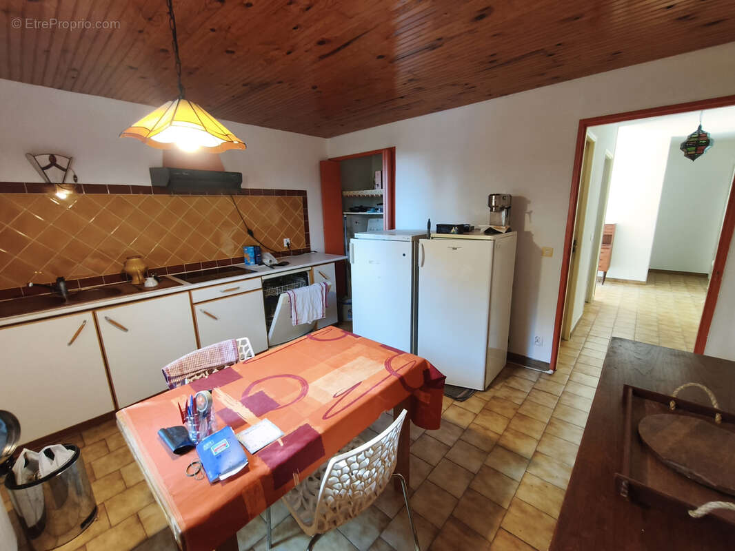 Maison à MONTFERRAT