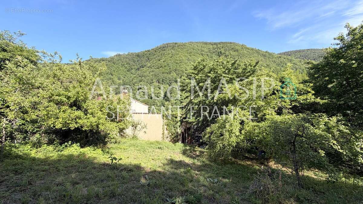Maison de hameau 4f a renover, 3-ch, jardin, terrasse, grange attenante - photo 22
